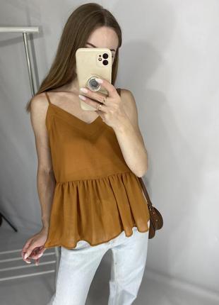 Красивая и удобная майка на брителях