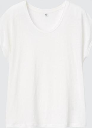 Белая футболка uniqlo