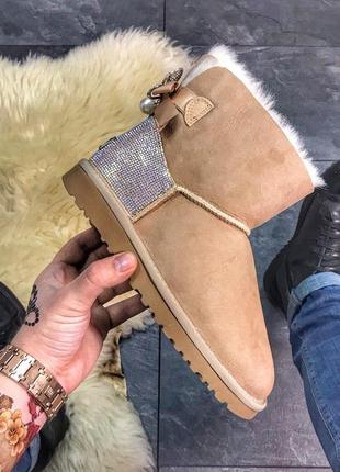 Зимние женские бежевые угги, ugg mini bailey bow beige уги/сапоги жіночі зима с мехом6 фото