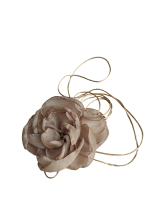 Чокер на шею цветок с розой на шнурке темно-бежевого цвета, украшение на шею шифоновая роза ksenija vitali