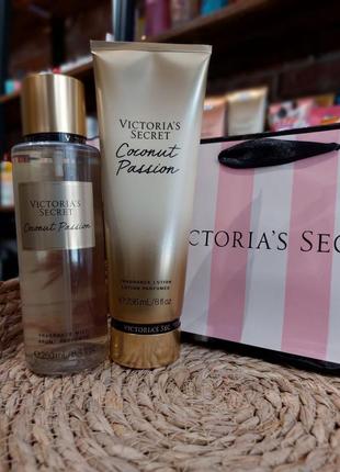 Набор парфюмированный лосьон и спрей для тела victoria secret coconut passion