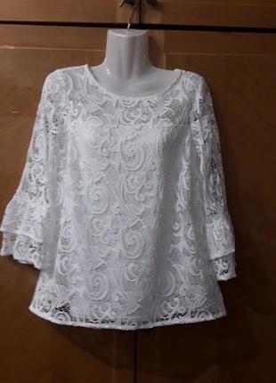 Мереживна вишукана блузка з рукавами-воланами від f&f