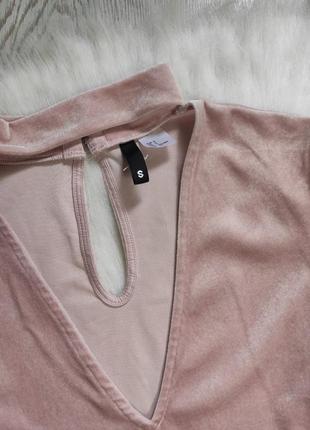 Оксамитовий рожевий кроп топ сексі виріз декольте з чокером коротка футболка стрейч h&amp;m6 фото