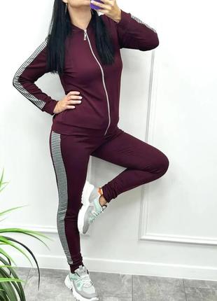 Женский спортивный костюм с кофтой на змейке двунитка бордовый1 фото
