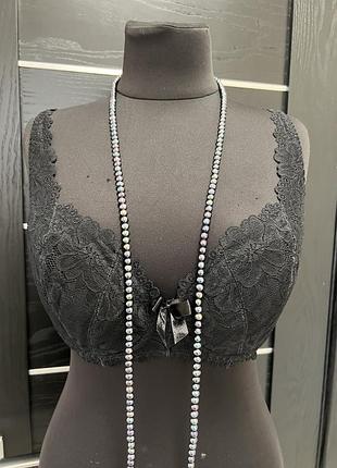 Бюстгальтер с тонким поролоном,мереживающий лиф