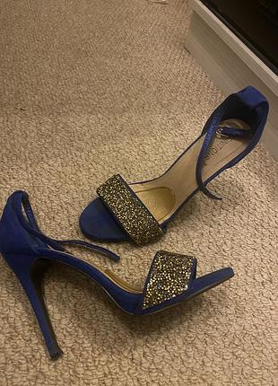 Босоніжки 40 розмір б/у