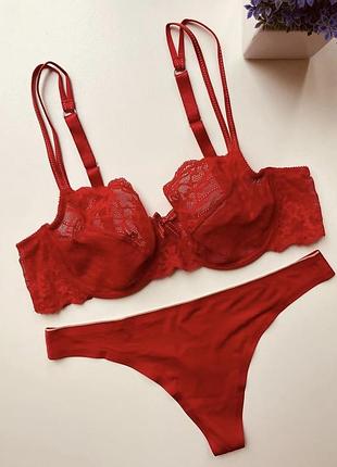 Фірмовий комплект💓chantelle💓розмір ліф 85с/трусики м.