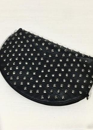 Сумка клатч заклёпки шипы