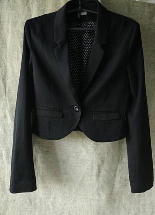 Вкорочений укороченный пиджак жакет divided hm чорний
