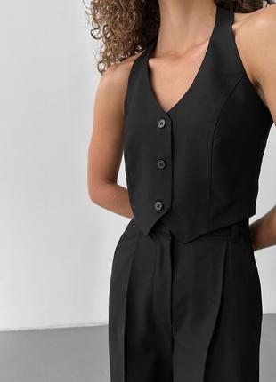 Жилет с открытой спиной черный