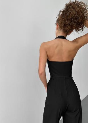 Жилет с открытой спиной черный