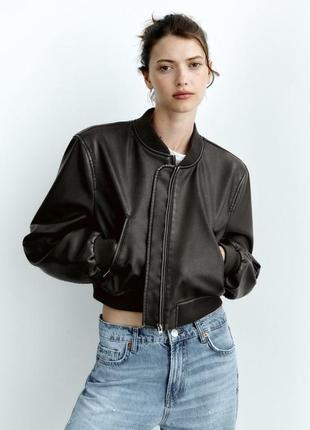 Бомбер зара куртка zara укорочений