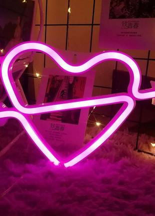 Настінний неоновий світильник нічник серце купідона рожеве2 фото