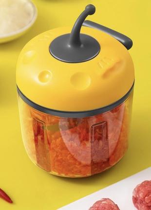 Кухонний ручний подрібнювач овочів та м'яса, ручний блендер, у жовтому кольорі.8 фото