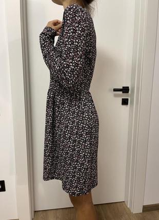 Сукня на довгий рукав