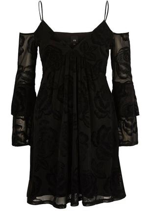 Черное шикарное платье cо спущенными плечиками river island 24 uk4 фото