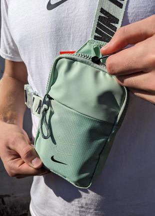 Сумка nike, зелёная, фисташковая, big swoosh, мессенджер, сумка через плечо, барсетка...