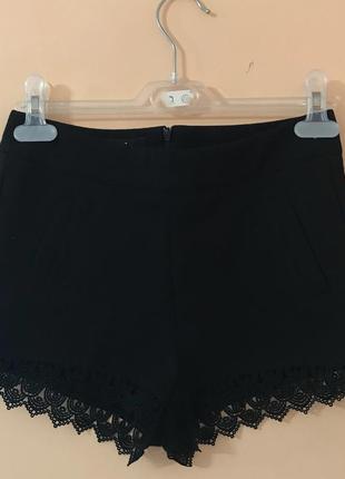 Нарядные шорты