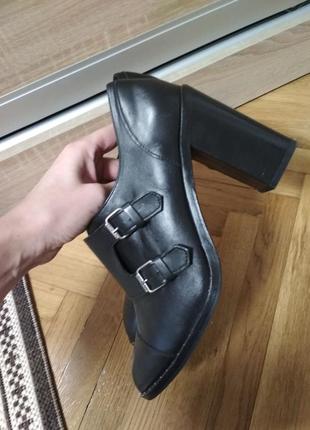 Шикарные туфли на модном толстом каблуке от navyboot, p. 414 фото