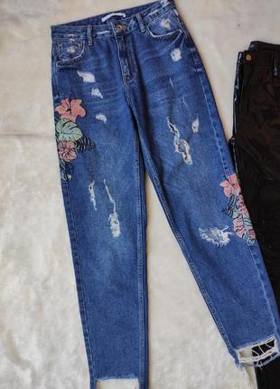 Сині щільні прямі джинси труби з квітковою вишивкою дірками бойфренд мом джинси zara2 фото