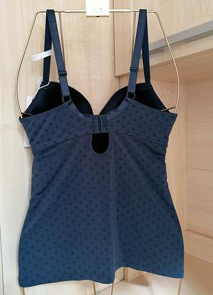 Бюстгальтер-майка.