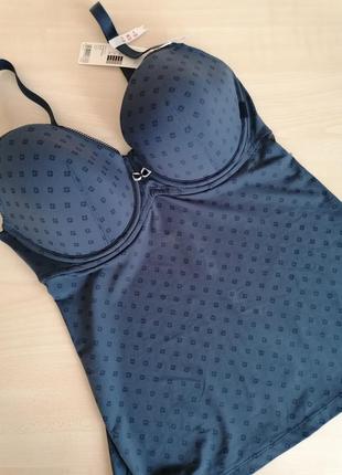 Бюстгальтер-майка.