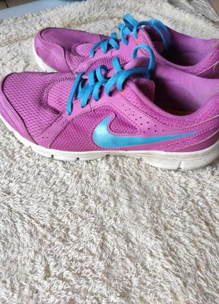 Кроссовки nike