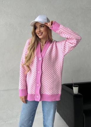 Кардиган на ґудзиках