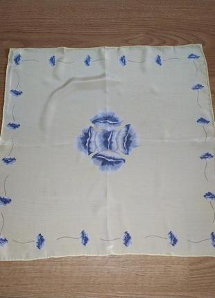 Нежный винтажный шелковый платок лавр