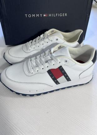 Новые кроссовки tommy hilfiger оригинал4 фото