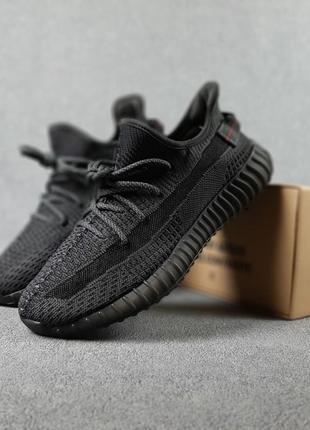 Жіночі кросівки adidas yeezy boost 350 black