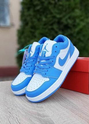 Женские кроссовки nike air jordan 1 low white blue1 фото