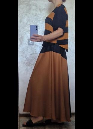 Атласная длинная макси юбка солнцеклеш черная с горчишным цветом3 фото