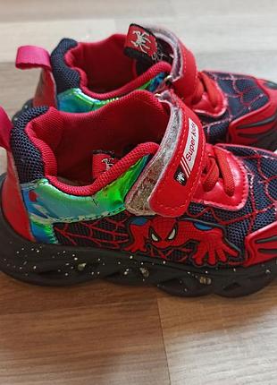 Кроссовки для мальчиков 3