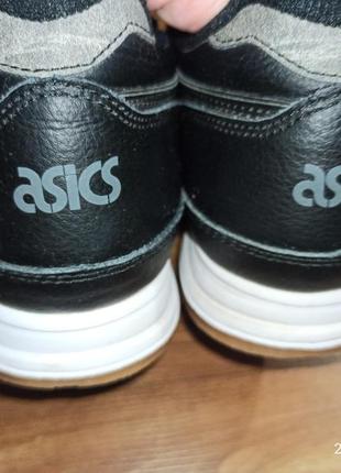 Кросівки жіночі asics р.41,54 фото