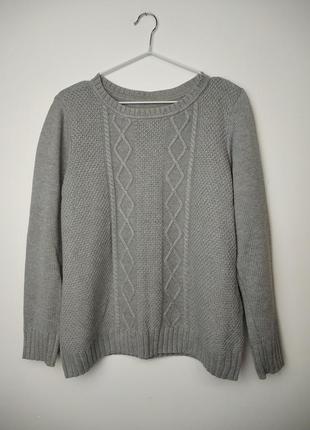 Вязаный свитер