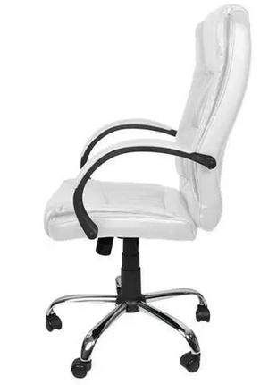 Компьютерное офисное кресло с эко кожи malatec 8984 белое3 фото