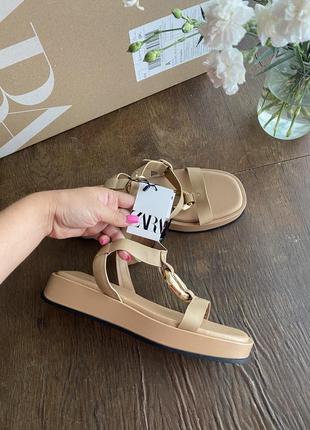 Кожаные босоножки zara новая коллекция
