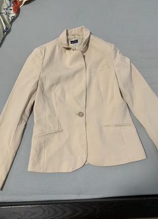 Пиджак фирменный стильный