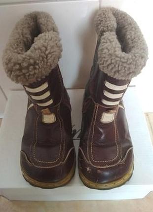 Зимние кожаные сапожки, утеплитель - натуральная цигейка.