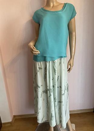 Фирменная качественная блузка- футболка /m- l/brend XS / 42