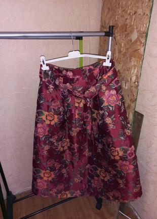 Новая юбка, ограниченной серии 48 размер