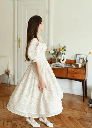 Біла літня сукня плаття з мусліну в квіти в квітковий принт8 фото
