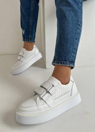 Стильні білі кросівки жіночі,на липучках,весна-осінь,на платформі,шкіряні/шкіра-жіноче взуття