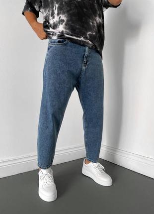 Мужские синие джинсы джинсовые штаны брюки мом бананы классические джинсы сині чоловічі джинси класичні джинсові штани мом широкі1 фото