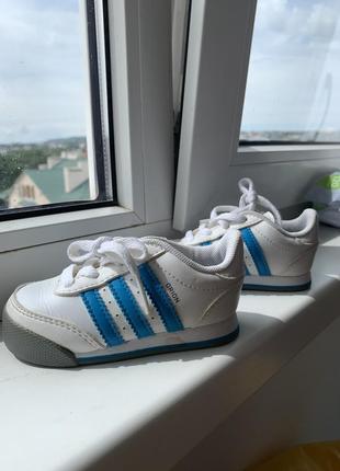 Кроссовки adidas1 фото