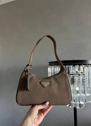 Сумка жіноча prada re-edition mokko velvet/neylon