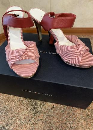Босоножки tommy hilfiger 39 р