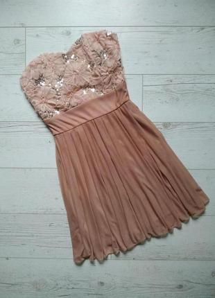 Сукню-бюстьє з об'ємними квітами на ліфі і паєтками р. 8-10