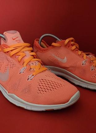 Бігові кросівки nike free tr fit 5.0 40.5р. 26 см1 фото